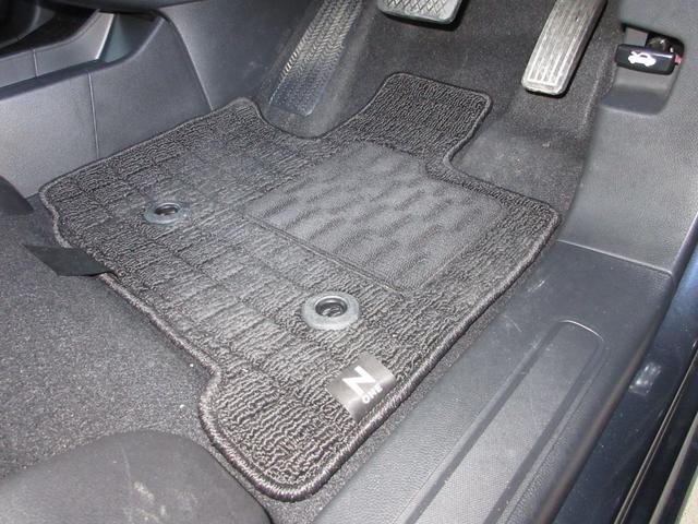 N-ONE プレミアム ツアラー ・雹害(ひょう害)現状車 ・ワンオーナー ・禁煙 ・オーディオレス車 ・令和6年7月登録 ・車検…令和9年6月 ・ホンダセンシング ・スマートキー ・ドアバイザー ・メテオロイドグレーメタリック(16枚目)