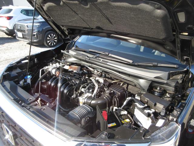 WR-V Z+ 禁煙車ホンダセンシング純正9インチメモリーナビBluetoothドラレコETCRカメラワンオーナー クリソナ 追突軽減ブレーキ フルセグテレビ サイドエアバッグ USB 盗難防止システム Bカメラ(4枚目)