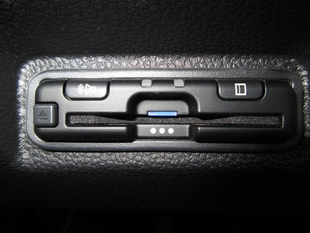 WR-V Z+ 禁煙車ホンダセンシング純正9インチメモリーナビBluetoothドラレコETCRカメラワンオーナー クリソナ 追突軽減ブレーキ フルセグテレビ サイドエアバッグ USB 盗難防止システム Bカメラ(9枚目)