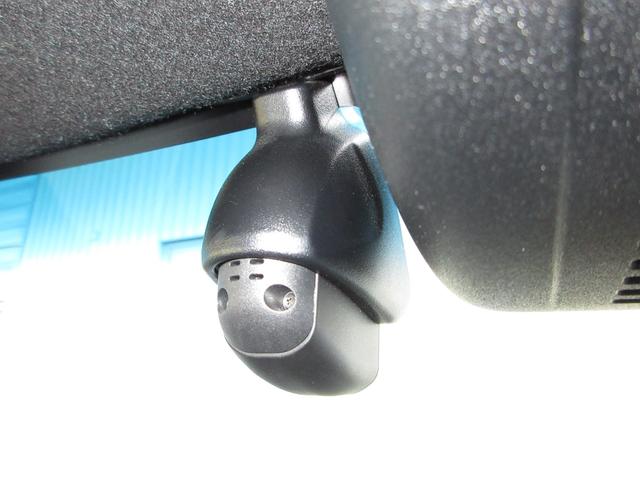 N-BOXカスタム EXターボ ワンオーナー 禁煙 1年保証 点検整備付 走行に支障無い修復歴有 8インチメモリーナビ BTオーディオ接続 CD&DVD再生 リアカメラ ETC2.0 前後録画タイプドラレコ 両側パワースライドドア(10枚目)