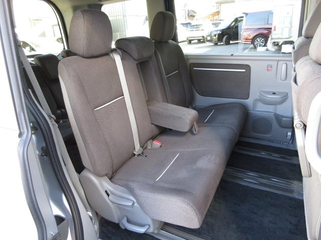 ステップワゴン Ｇ・ＥＸ　ホンダセンシング　メモリーナビ　前後コーナーセンサー　ＥＴＣ　シートヒーター　両側パワースライドドア　ＬＥＤヘッドライト　オートステップ　ワンオーナー　禁煙（9枚目）