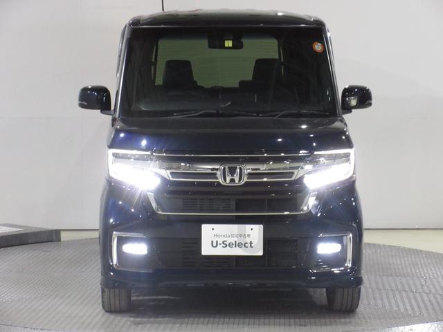 N-BOXカスタム Lターボ /4WD/ワンオーナー/センシング/電子パーキング/純正ナビ/Bluetooth/ETC/リアカメラ /両側電動スライドドア//追従機能付きクルーズコントロール/シートヒーター/純正15インチアルミ/(2枚目)