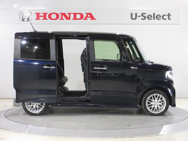 N-BOXカスタム Lターボ /4WD/ワンオーナー/センシング/電子パーキング/純正ナビ/Bluetooth/ETC/リアカメラ /両側電動スライドドア//追従機能付きクルーズコントロール/シートヒーター/純正15インチアルミ/(3枚目)