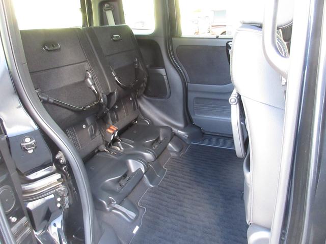 N-BOXカスタム Lターボ /4WD/ワンオーナー/センシング/電子パーキング/純正ナビ/Bluetooth/ETC/リアカメラ /両側電動スライドドア//追従機能付きクルーズコントロール/シートヒーター/純正15インチアルミ/(20枚目)