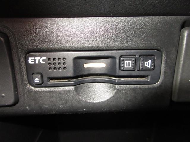 Ｎ－ＢＯＸカスタム ＧＳＳブラックスタイルパッケージ　１年保証（距離無制限）　禁煙車　純正８インチメモリーナビ　Ｂｌｕｅｔｏｏｔｈ　ドラレコ　バックカメラ　前席シートヒーター　ＣＤ　ＤＶＤ　両側電動スライドドア　ワンオーナー　左右パワースライド　ナビＴＶ（13枚目）