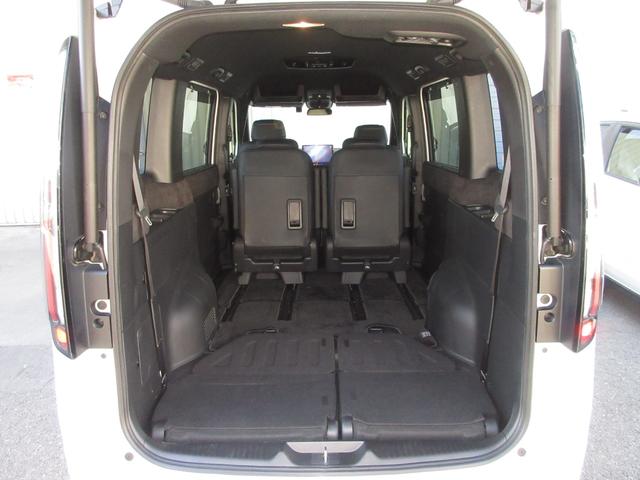 ステップワゴン ｅ：ＨＥＶスパーダプレミアムライン　１１．４インチコネクトナビ　マルチビューカメラ　前後ドラレコ　前後シートヒーター　ＥＴＣ２．０　アップルＣａｒｐｌａｙ　アンドロイドＡｕｔｏ　ワンオーナー　禁煙（11枚目）