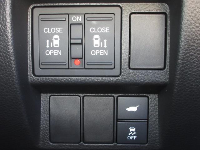 ステップワゴン ｅ：ＨＥＶスパーダプレミアムライン　１１．４インチコネクトナビ　マルチビューカメラ　前後ドラレコ　前後シートヒーター　ＥＴＣ２．０　アップルＣａｒｐｌａｙ　アンドロイドＡｕｔｏ　ワンオーナー　禁煙（15枚目）