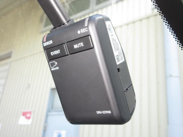 ステップワゴン ｅ：ＨＥＶスパーダプレミアムライン　１１．４インチコネクトナビ　マルチビューカメラ　前後ドラレコ　前後シートヒーター　ＥＴＣ２．０　アップルＣａｒｐｌａｙ　アンドロイドＡｕｔｏ　ワンオーナー　禁煙（16枚目）