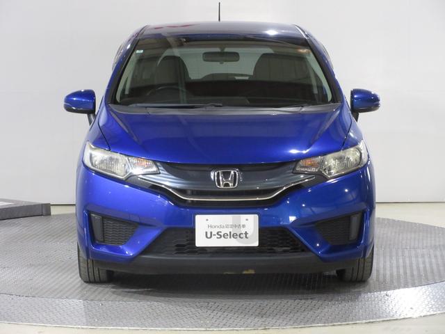 フィット 13G・Fパッケージ この車両は未加修現状販売「そのまんま車」になります。傷や凹み・内装を現状にて展示しております。詳しくはスタッフにお問い合わせください。ナビ バックカメラ ワンオーナー 禁煙車 当社点検パック実施済(12枚目)