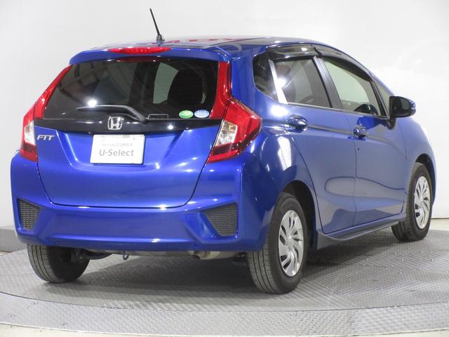 フィット 13G・Fパッケージ この車両は未加修現状販売「そのまんま車」になります。傷や凹み・内装を現状にて展示しております。詳しくはスタッフにお問い合わせください。ナビ バックカメラ ワンオーナー 禁煙車 当社点検パック実施済(14枚目)