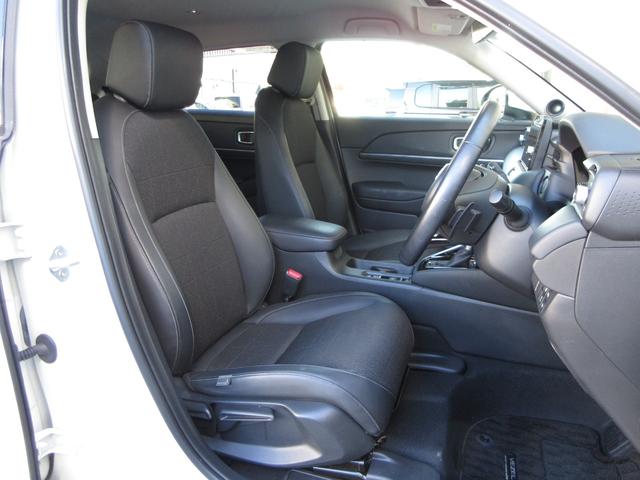 ヴェゼル e:HEVZ ホンダセンシングホンダコネクトディスプレイBluetoothETCRカメラワンオーナー 衝突回避支援ブレーキ機能 パノラミックビューモニター 1オナ スマキ フルオートエアコン エアバッグ 記録簿付(17枚目)