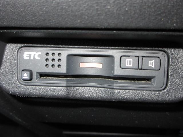 フリード Ｇプレミアムエディション　純正メモリーナビＢｌｕｅｔｏｏｔｈＥＴＣＲカメラワンオーナー　ベンチシート　地デジＴＶ　盗難防止　ワンオーナー車　ＶＳＡ　Ｂカメラ　ウォークスルー　オートクルーズ　キーレスキー　禁煙　パワステ　ＡＡＣ（11枚目）