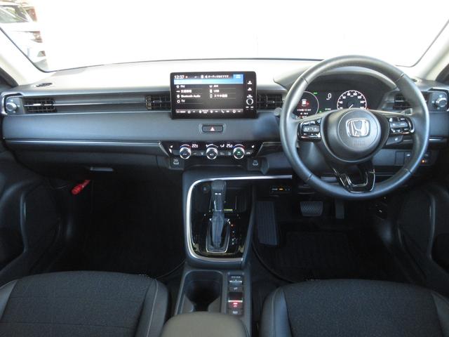 ヴェゼル e:HEVZ 1年保証(走行距離無制限) 禁煙車 2024年製タイヤ コネクトディスプレイ ドラレコ 障害物センサー 障害物センサー オートハイビーム フルセグ USBポート 減速セレクター1オーナー ETC2.0(9枚目)