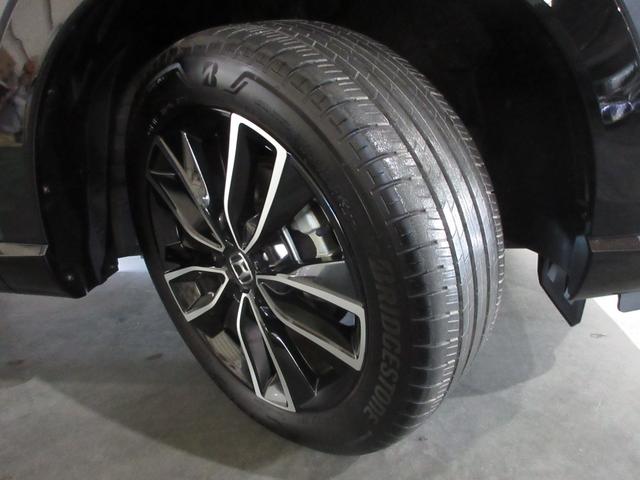 ヴェゼル e:HEVZ 1年保証(走行距離無制限) 禁煙車 2024年製タイヤ コネクトディスプレイ ドラレコ 障害物センサー 障害物センサー オートハイビーム フルセグ USBポート 減速セレクター1オーナー ETC2.0(22枚目)