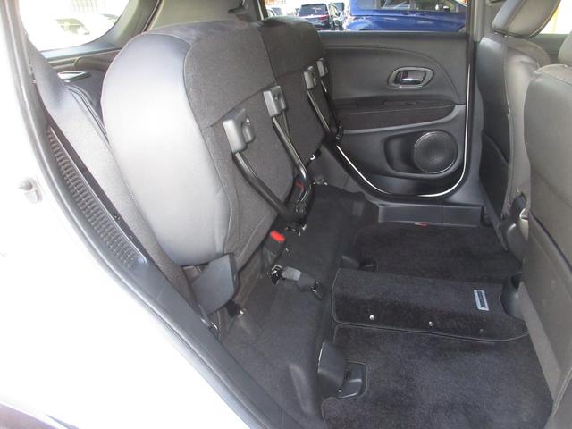 ヴェゼル ハイブリッドRS・ホンダセンシング 禁煙車 ワンオーナー 純正8インチメモリーナビ Bluetooth ETC リアカメラ LEDヘッドライト フォグライト シートヒーター フルオートエアコン ホンダセンシング 18インチアルミホイール(17枚目)