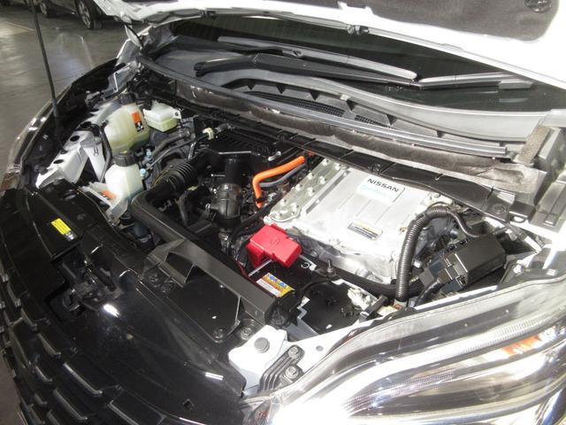 セレナ e-パワーハイウェイスターV 禁煙車 純正10インチメモリーナビ リヤ席モニター Bluetooth ETC Rカメラ 360°カメラ エマジェンシーブレーキ DVD再生機能 地デジ USB入力 パーキングセンサー Wエアコン(3枚目)