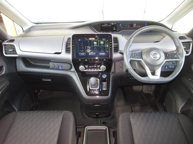 セレナ e-パワーハイウェイスターV 禁煙車 純正10インチメモリーナビ リヤ席モニター Bluetooth ETC Rカメラ 360°カメラ エマジェンシーブレーキ DVD再生機能 地デジ USB入力 パーキングセンサー Wエアコン(8枚目)