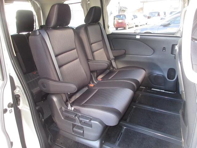 セレナ e-パワーハイウェイスターV 禁煙車 純正10インチメモリーナビ リヤ席モニター Bluetooth ETC Rカメラ 360°カメラ エマジェンシーブレーキ DVD再生機能 地デジ USB入力 パーキングセンサー Wエアコン(15枚目)