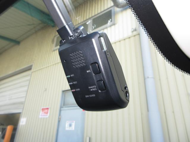 ステップワゴン エアー ワンオーナー 禁煙車 当社点検パック実施済車 純正9インチナビ フルセグ Bluetooth ミュージックサーバー USB 前後ドラレコ 両側電動スライドドア ETC バックカメラ LEDヘッドライト(6枚目)