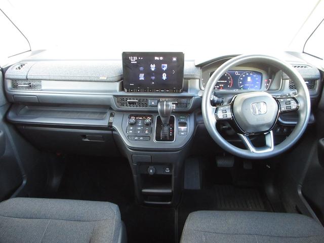 ステップワゴン エアー ワンオーナー 禁煙車 当社点検パック実施済車 純正9インチナビ フルセグ Bluetooth ミュージックサーバー USB 前後ドラレコ 両側電動スライドドア ETC バックカメラ LEDヘッドライト(13枚目)