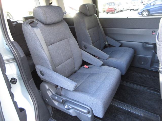 ステップワゴン エアー ワンオーナー 禁煙車 当社点検パック実施済車 純正9インチナビ フルセグ Bluetooth ミュージックサーバー USB 前後ドラレコ 両側電動スライドドア ETC バックカメラ LEDヘッドライト(20枚目)