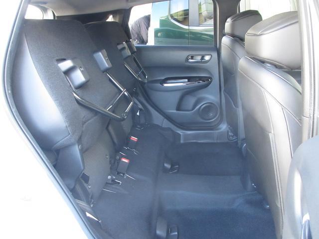 フィット リュクス ホンダセンシング純正9インチメモリーナビBluetoothドラレコETCRカメラワンオーナー Bカメ サイドエアバッグ 衝突軽減ブレーキ ETC車載器 クルーズコントロール 前席シートヒーター ABS(16枚目)