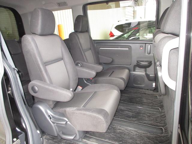 ステップワゴンスパーダ e:HEVスパーダGホンダセンシング ・ワンオーナー ・禁煙 ・令和2年12月登録 ・走行9万7千キロ ・車検整備付 ・純正10インチナビ ・リアカメラ ・ETC ・Bluetooth AUDIO ・両側電動スライドドア ・前後ドラレコ(17枚目)