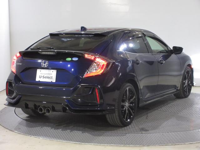 シビック ハッチバック ホンダセンシング純正メモリーナビBluetoothドラレコETCRカメラワンオーナー 追突軽減ブレーキ 盗難防止装置 本革シート 1オーナー Bモニター 整備記録簿 横滑防止 シートヒーター付き(7枚目)