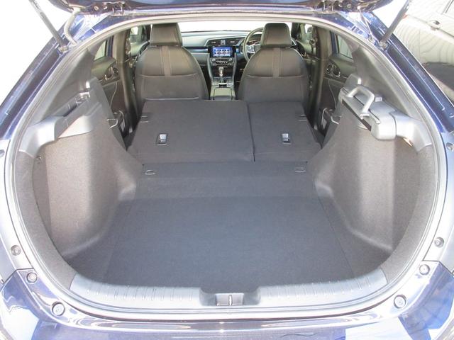 シビック ハッチバック ホンダセンシング純正メモリーナビBluetoothドラレコETCRカメラワンオーナー 追突軽減ブレーキ 盗難防止装置 本革シート 1オーナー Bモニター 整備記録簿 横滑防止 シートヒーター付き(18枚目)