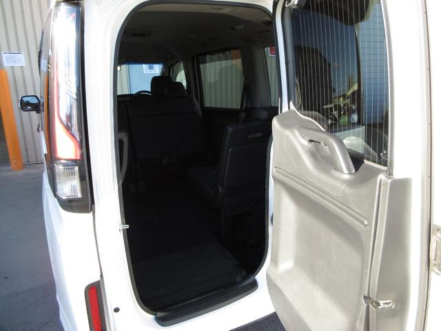 ステップワゴンスパーダ スパーダ・クールスピリット ホンダセンシング純正メモリーナビBluetoothドラレコETCRカメラワンオーナー 両電動スライドドア シートH 追突軽減ブレーキ スマキー Bカメ フルセグテレビ 盗難防止システム ナビTV(8枚目)