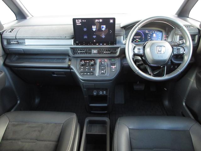 ステップワゴン e:HEVスパーダプレミアムライン 禁煙車ホンダセンシング純正11.4インチコネクトナビBluetoothドラレコRカメラETCワンオーナー マルチカメラ Pテールゲート Wエアコン 両側自動ドア Fセグ USB接続 クリアランスソナ(2枚目)