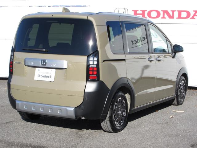 フリード クロスター 元当社試乗車 禁煙車 純正11.4インチナビ フルセグ Bluetooth ミュージックサーバー USB ドラレコ 両側電動スライドドア シートヒーター ETC LEDヘッドライト 15インチアルミ(11枚目)