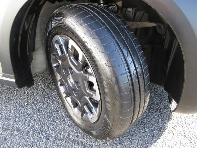 フリード クロスター 元当社試乗車 禁煙車 純正11.4インチナビ フルセグ Bluetooth ミュージックサーバー USB ドラレコ 両側電動スライドドア シートヒーター ETC LEDヘッドライト 15インチアルミ(25枚目)