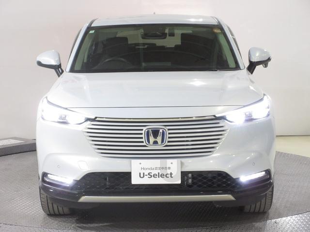 ヴェゼル ｅ：ＨＥＶＺ　禁煙車ホンダセンシングホンダコネクトディスプレイＢｌｕｅｔｏｏｔｈドラレコＥＴＣＲカメラワンオーナー　衝突回避支援ブレーキ機能　１オナ　スマキ　フルオートエアコン　Ｄレコ　エアバッグ　両席エアバック（5枚目）