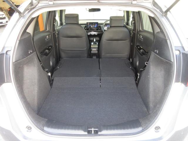 フィット ホーム ホンダセンシングケンウッド9インチメモリーナビBluetoothドラレコRカメラETCワンオーナー 衝突軽減ブレーキ リアカメ LEDライト オートライト クリアランスソナー フルセグTV エアバッグ(17枚目)