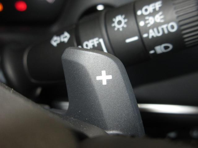 ヴェゼル e:HEVZ ホンダセンシング純正9インチメモリーナビBluetoothRカメラワンオーナー 衝突回避支援ブレーキ機能 1オナ スマキ Pトランク フルオートエアコン エアバッグ 両席エアバック 記録簿付 ソナー(12枚目)