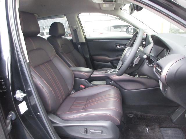 ＺＲ－Ｖ ｅ：ＨＥＶＺ　ホンダセンシングホンダコネクトディスプレイＢｌｕｅｔｏｏｔｈドラレコＥＴＣＲカメラワンオーナー　Ｐセンサー　Ｂカメラ　サイドエアバック　パワ－シ－ト　ナビＴＶ　ＬＥＤヘッドライト　ＵＳＢ接続　地デジ（16枚目）