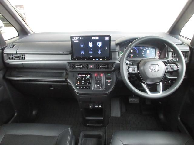 ステップワゴン ｅ：ＨＥＶスパーダ　禁煙車ホンダセンシング純正１１．４インチコネクトナビＢｌｕｅｔｏｏｔｈドラレコＥＴＣＲカメラワンオーナー　１オーナー　マルチカメラ　デュアルエアコン　フルオートエアコン　ＥＳＣ　シートヒータ　イモビ（10枚目）