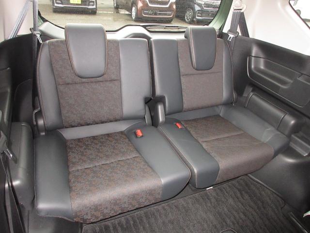 フリードハイブリッド ハイブリッド・クロスターホンダセンシング　純正９インチメモリーナビＢｌｕｅｔｏｏｔｈドラレコＥＴＣＲカメラワンオーナー　両側Ｐスライドドア　ＵＳＢ　オートクルーズコントロール　禁煙　記録簿　ワンオ－ナ－　ＤＶＤ再生可能　ＬＥＤライト　ＡＢＳ（16枚目）