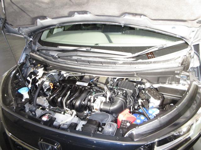 フリード Ｇ・ホンダセンシング　９インチナビ　ＥＴＣ　シートヒーター　アップルＣａｒｐｌａｙ　ＬＥＤヘッドライト　アルミホイール　ワンオーナー　禁煙　６人乗り（6枚目）