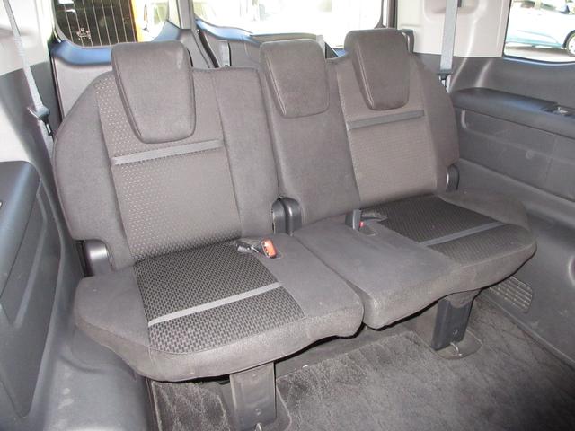 ステップワゴンスパーダ スパーダホンダセンシング　ワンオーナー　純正９インチナビ／リアカメラ　ＥＴＣ２．０　ルーフモニター　パドルシフト　両側電動スライドドア　ＵＳＢジャック　ＨＤＭＩ　Ｂｌｕｅｔｏｏｔｈ　フルセグ　ＬＥＤオートライト　純正アルミ（18枚目）