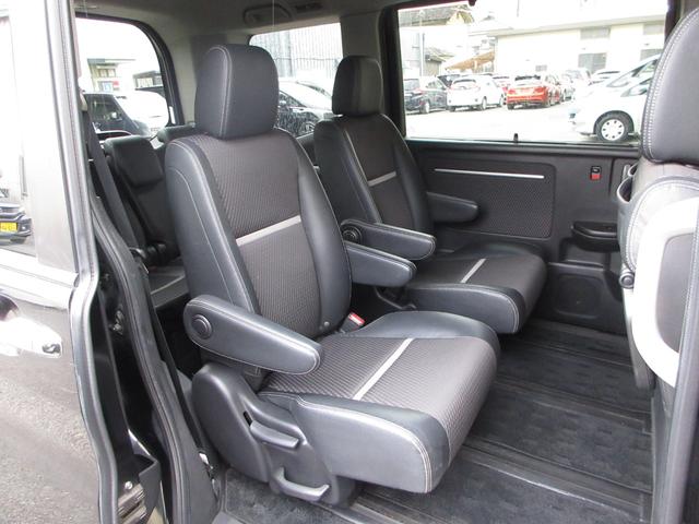 ステップワゴンスパーダ スパーダ・クールスピリットホンダセンシング 純正9インチメモリーナビBluetoothETCRカメラワンオーナー 盗難防止装置 ETC車載器 ナビTV シ-トヒ-タ- LEDヘットライト 左右電動スライドドア ABS スマ-トキ- リヤカメラ(17枚目)