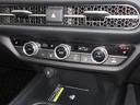 Ｚ　禁煙車　当社元試乗車　ホンダセンシング　ホンダコネクトナビ　Ｂｌｕｅｔｏｏｔｈ　ＵＳＢ　フルセグ　リアカメラ　ＥＴＣ２．０　シートヒーター　ＬＥＤヘッドライト　純正１８インチアルミホイール　展示車（20枚目）