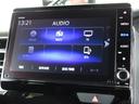 ナビゲーションはギャザズ８インチメモリーナビ（ＶＸＵ－２２７ＮＢｉ）を装着しております。ＡＭ、ＦＭ、ＣＤ、ＤＶＤ再生、Ｂｌｕｅｔｏｏｔｈ、音楽録音再生、フルセグＴＶがご使用いただけます。