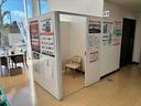 Ｇ・Ｌパッケージ　ワンオーナー　禁煙　１年保証　車検整備付　ディスプレイオーディオ　ＣＤ　リアカメラ　サイド＆サイドカーテンエアバッグ　スマートキー　横滑り防止装置　衝突軽減ブレーキ（ＣＴＢＡ）　盗難防止装置　電格ミラ（30枚目）