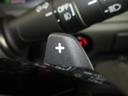 マニュアル車のような感覚でアクセルオフ時の減速度を選択できる、減速セレクター付きです!