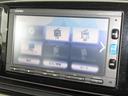 ナビゲーションはギャザズメモリーナビ(VXM-174CSi)を装着しております。AM、FM、CD、Bluetooth、ワンセグTVがご使用いただけます。初めて訪れた場所でも安心ですね!