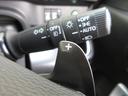 マニュアル車のような感覚で、ワインディングロードでも車を操れるマニュアルモード・パドルシフト付きです。長い下り坂でのエンジンブレーキや、高速道路の合流の際の加速も思いのままです。