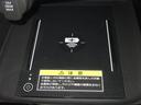 ｅ：ＨＥＶＺ　ホンダセンシングホンダコネクトディスプレイＢｌｕｅｔｏｏｔｈドラレコＥＴＣＲカメラワンオーナー　衝突回避支援ブレーキ機能　１オナ　スマキ　Ｐトランク　フルオートエアコン　Ｄレコ　エアバッグ　記録簿付（17枚目）