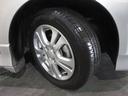 タイヤはブリヂストンエコピア5分山程度・2022年製がついています。そして足元を精悍に引き締めるホンダ純正15インチアルミホイール、おしゃれは足元から、カッコイイですね!